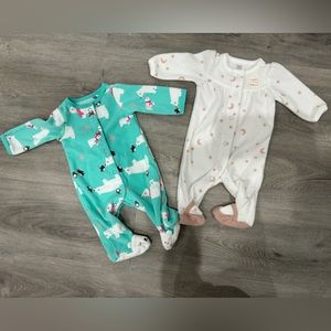 CARTERS NEWBORN FOOTIES BUNDLE